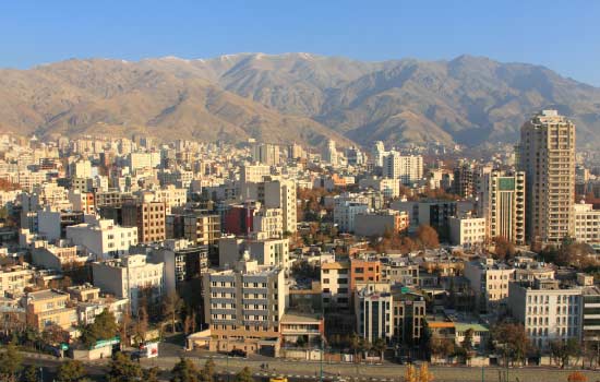 イランのテヘランの朝の街