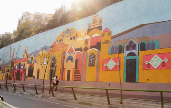 テヘラン市内の壁画